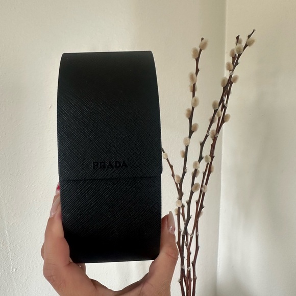 PRADA CAT EYES SUNGLASSES - Picture 3 of 3